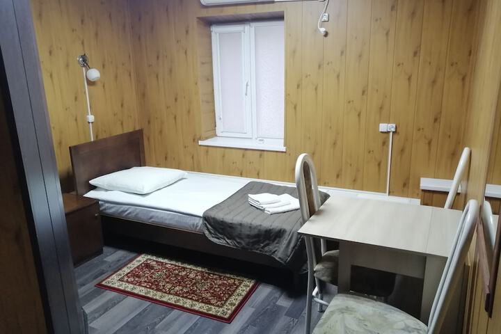 Room 12 of 46