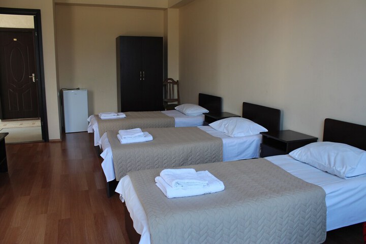 Room 16 of 23