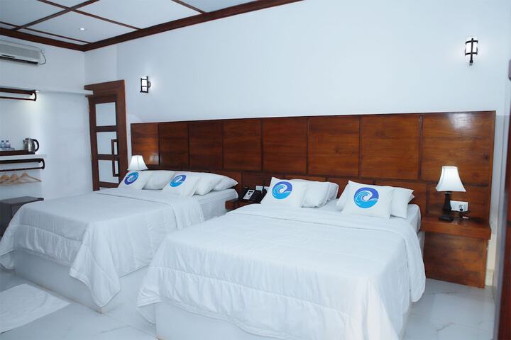 Room 8 of 36