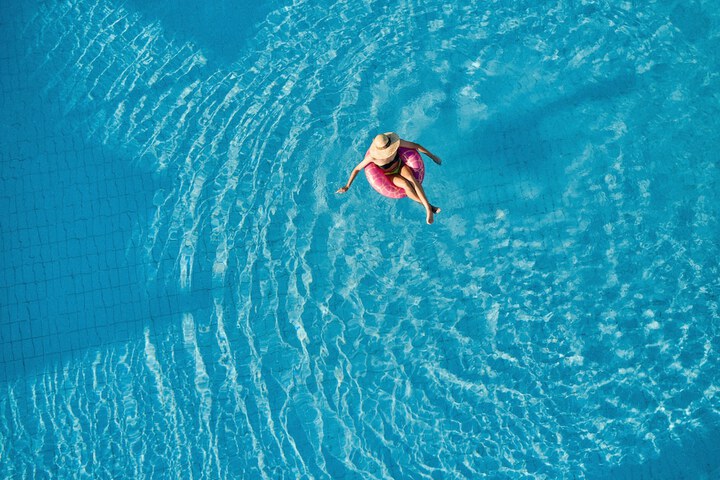 Pools & Facilities
