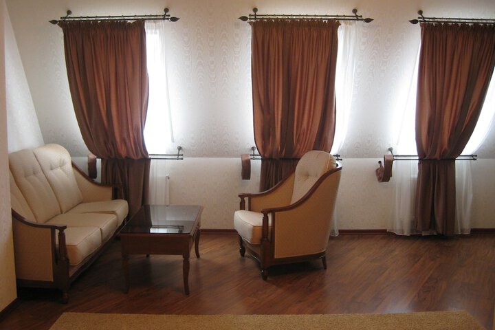 Room 18 of 52