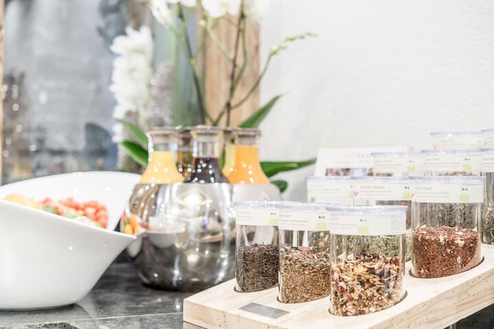 Breakfast/Coffee Service 108 of 117