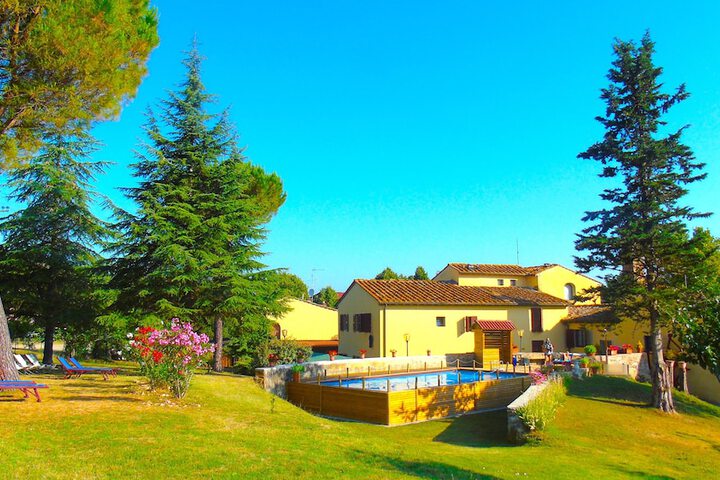 Pools & Facilities