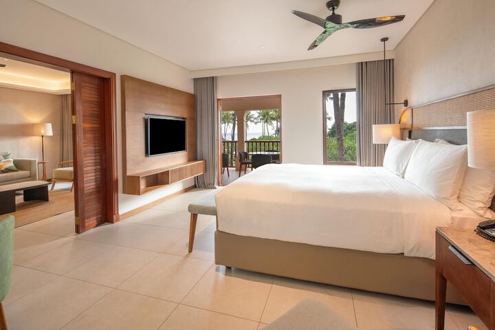 Room 10 of 221