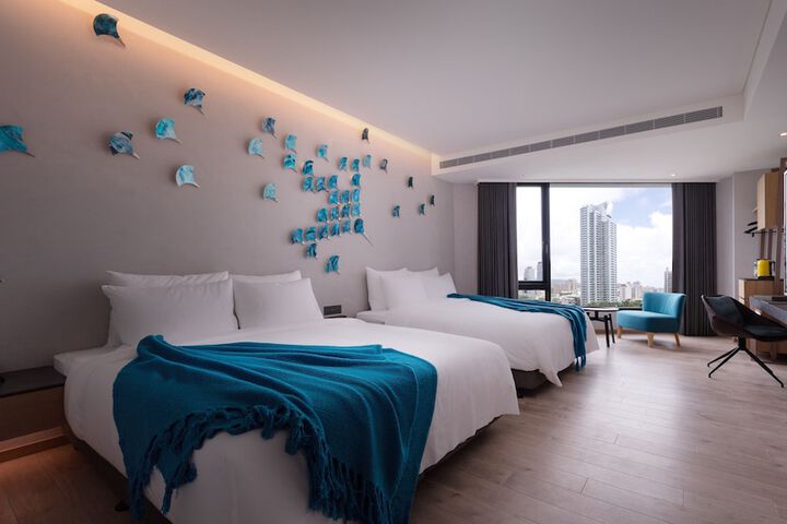 Room 28 of 89