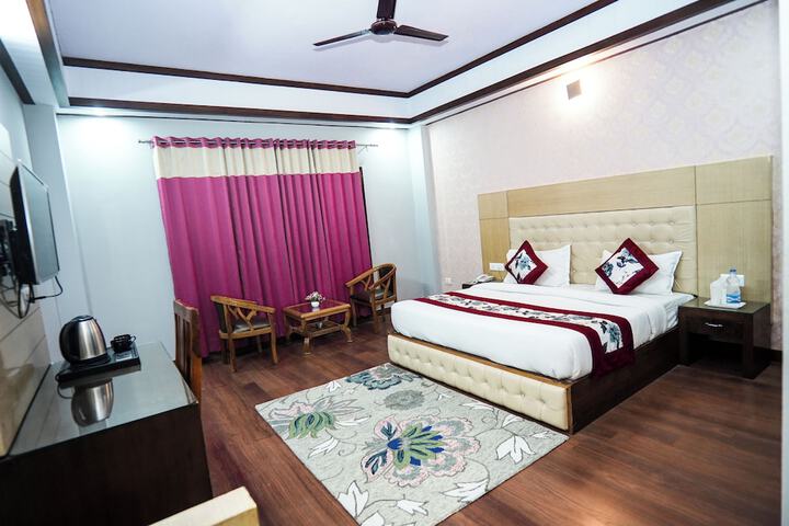 Room 10 of 23