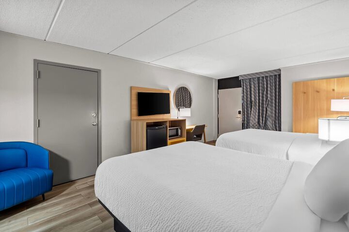 Room 12 of 46