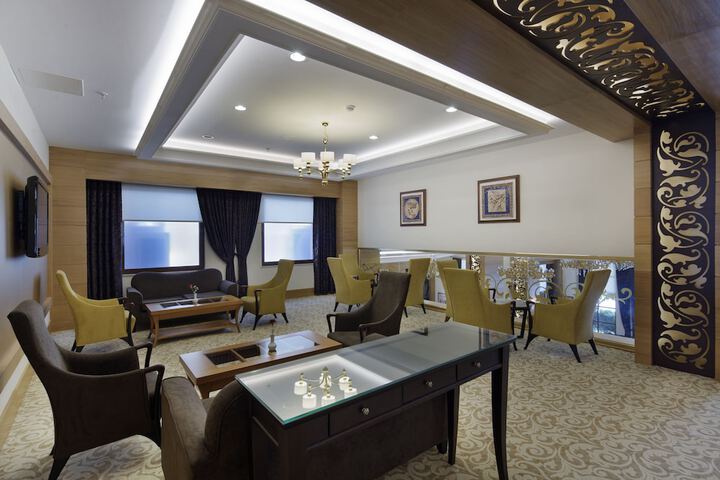 Hotel Lobby