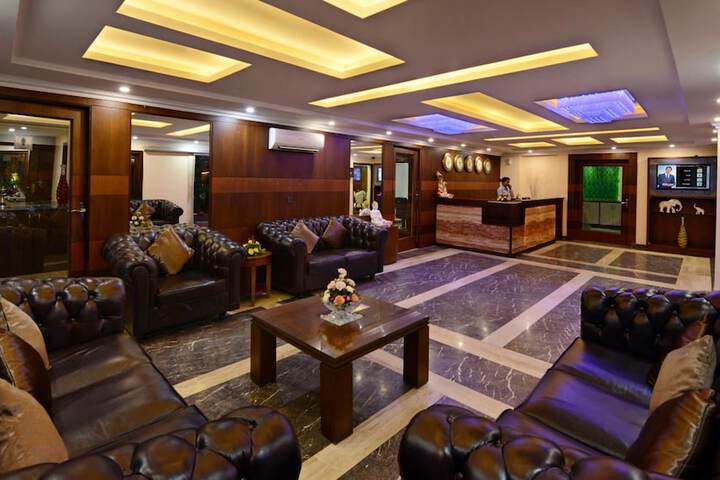 Guest Lobby