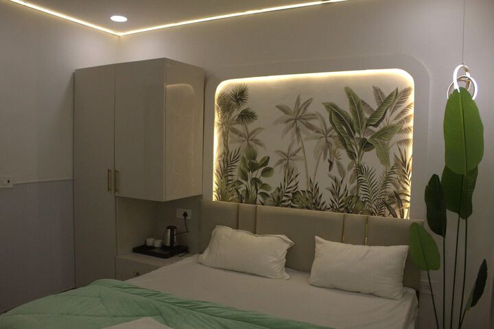 Room 25 of 67