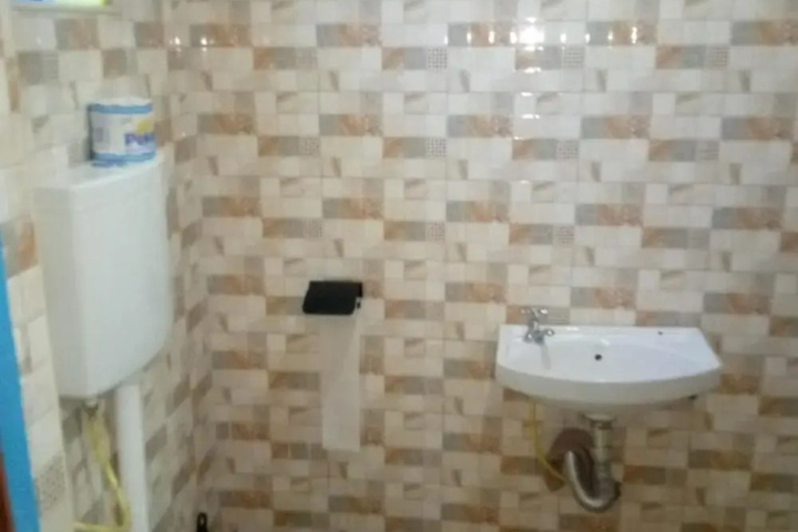 Room 6 of 6