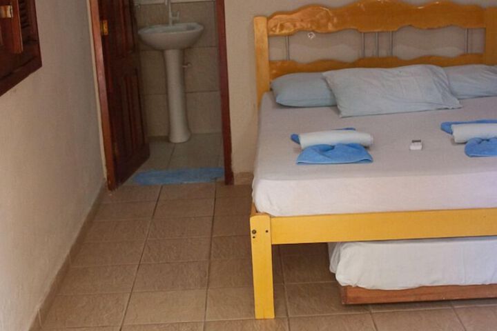 Room 14 of 15