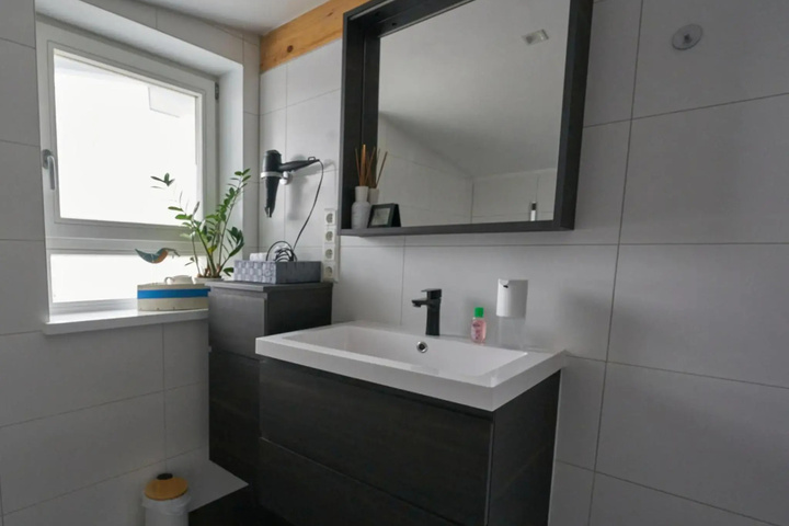 Room 14 of 15
