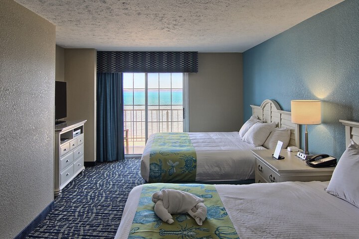 1 King Bed Petite Non Beach View (11 of 21)