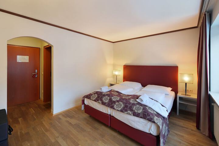 Room 29 of 60