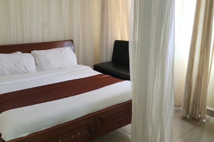 Room 8 of 23