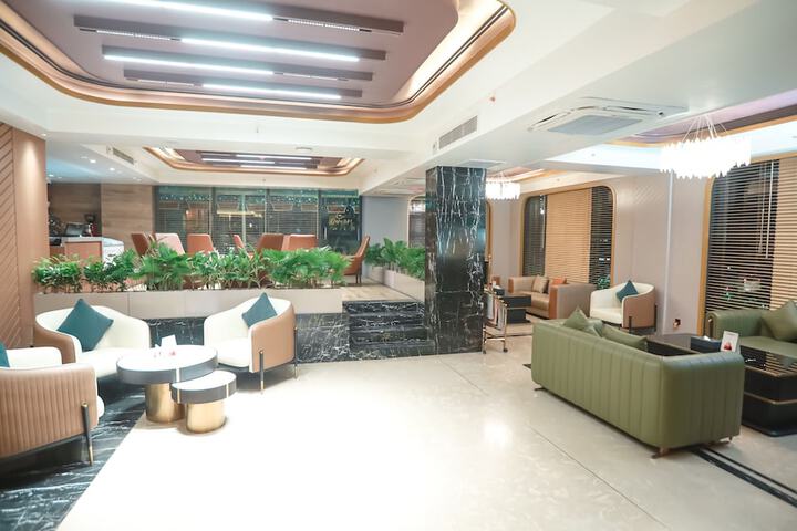 The Zabeer Dhaka