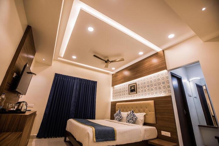 Room 21 of 42