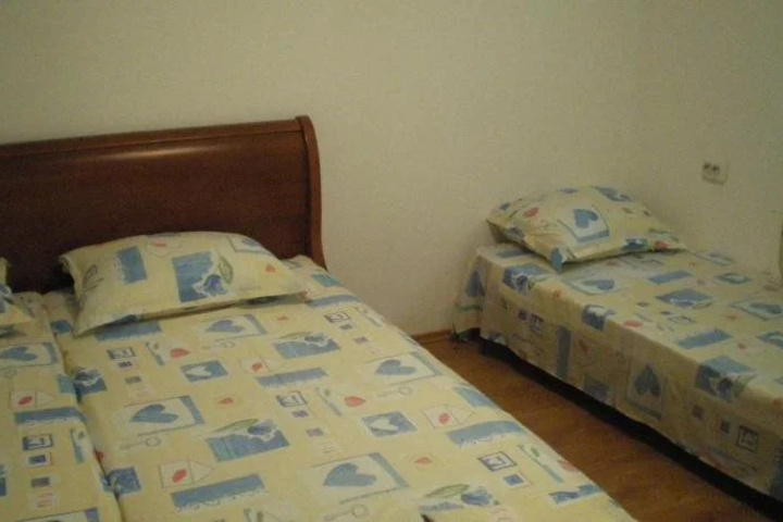 Room 2 of 14