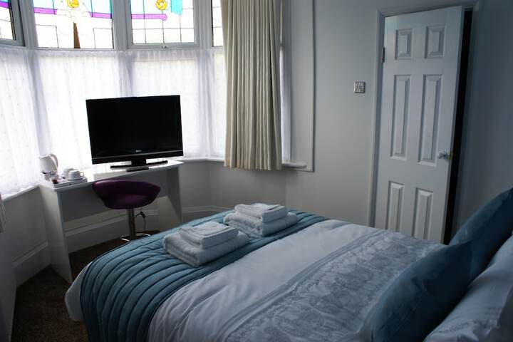 Room 26 of 73