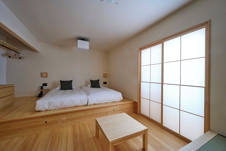 Room 21 of 47