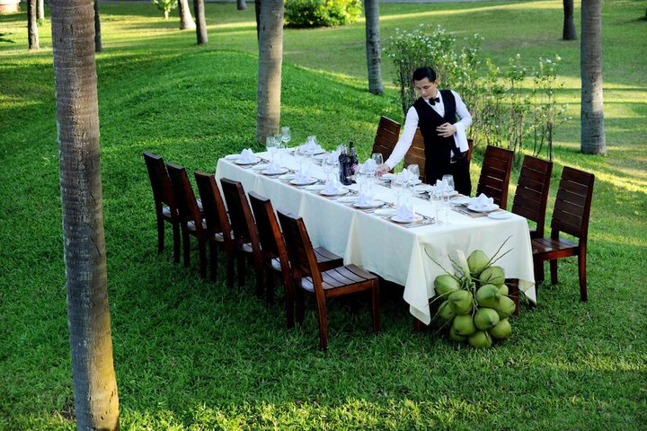 Dining 55 of 83