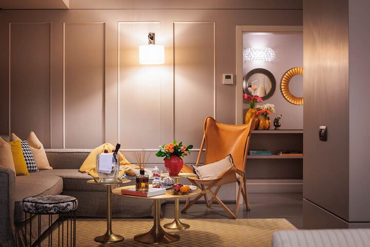 Room 54 of 112