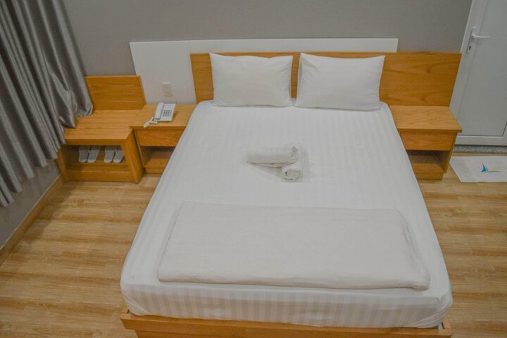 Room 7 of 36