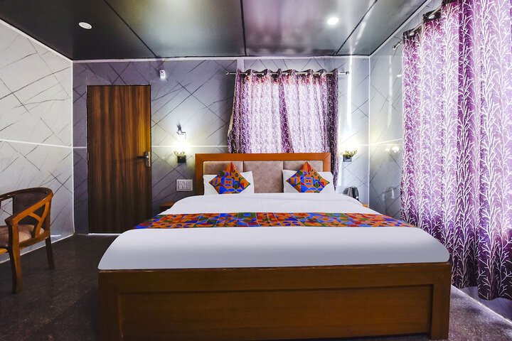 Room 15 of 30
