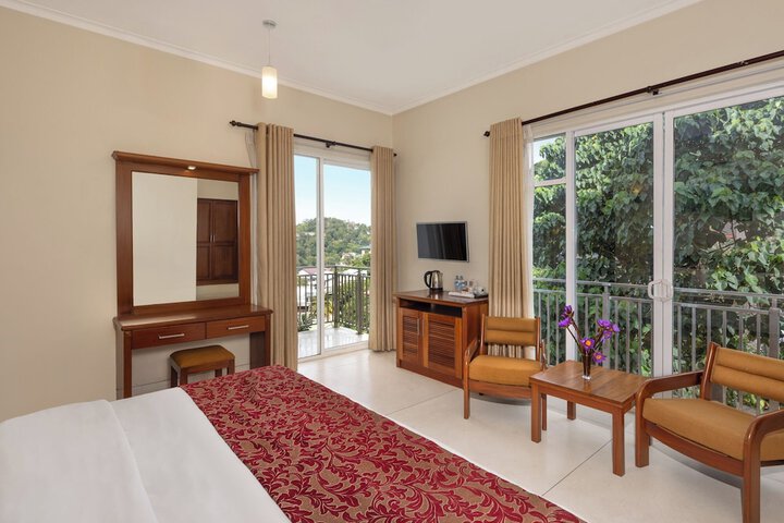 Room 5 of 39