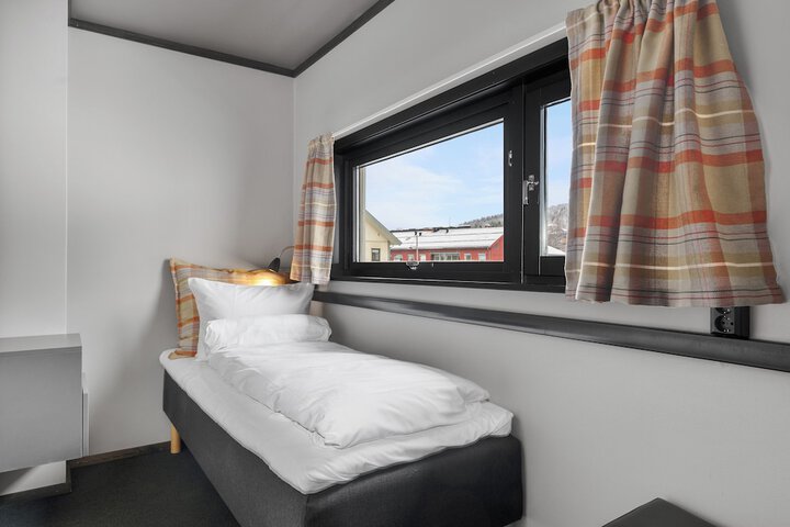 Room 17 of 41
