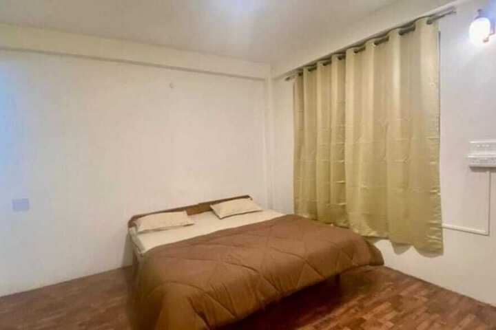Room 3 of 15