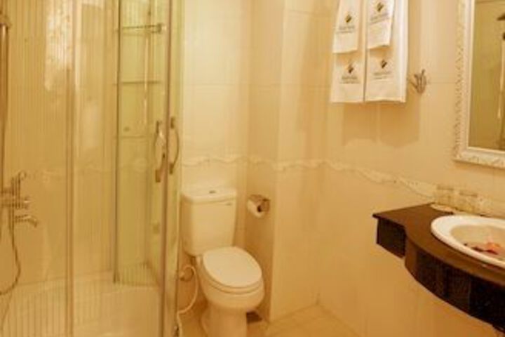 Room 5 of 55