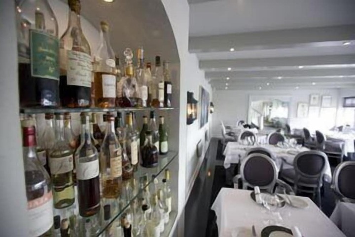 Dining Photos