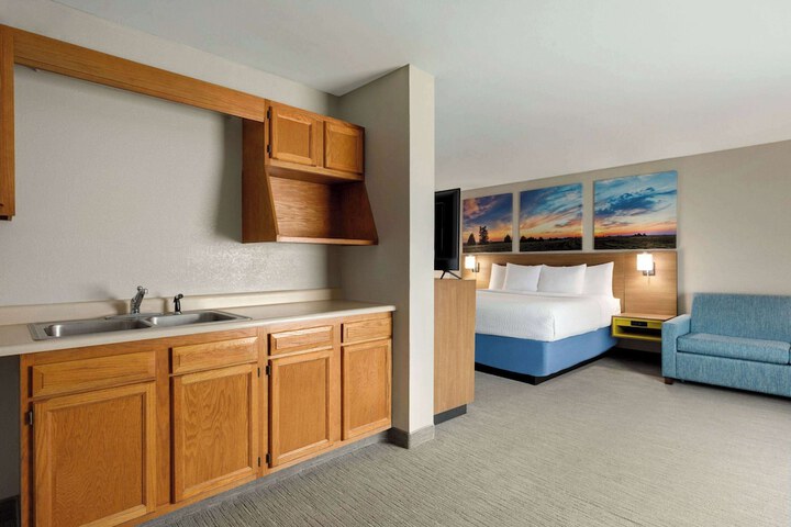 1 King Bed Mobility Accessible (3 of 14)