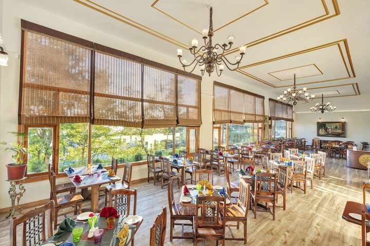 Dining Photos