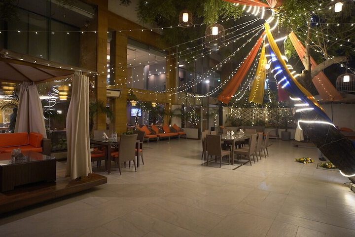 Hotel Entry