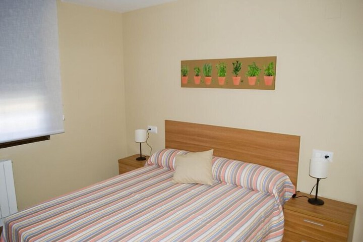 Room 10 of 29