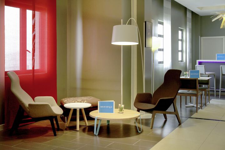 Hotel Interior 4 of 67