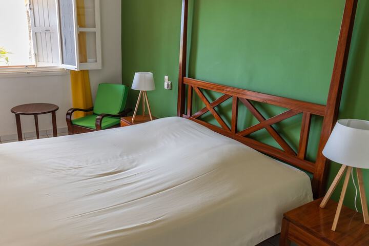 Room 12 of 60