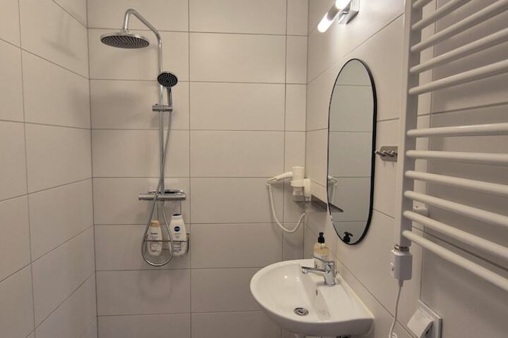 Room 95 of 138