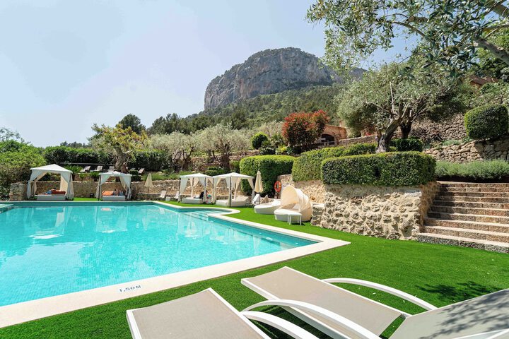 Pool 49 of 88