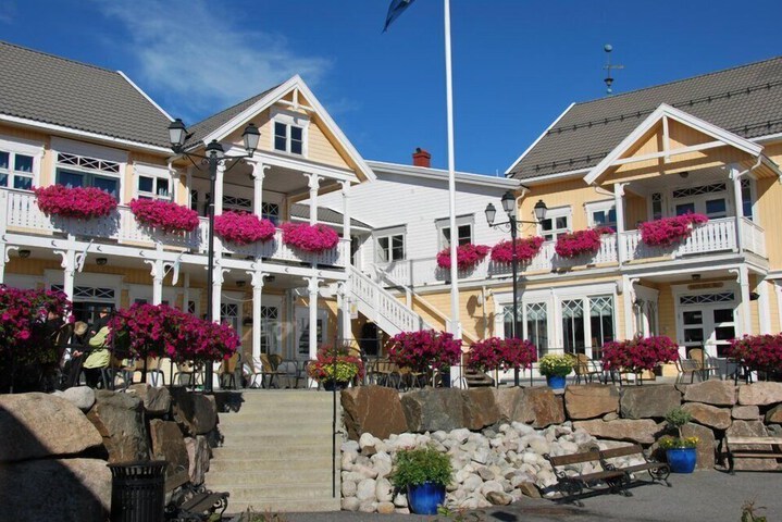 Hotel 41 of 49