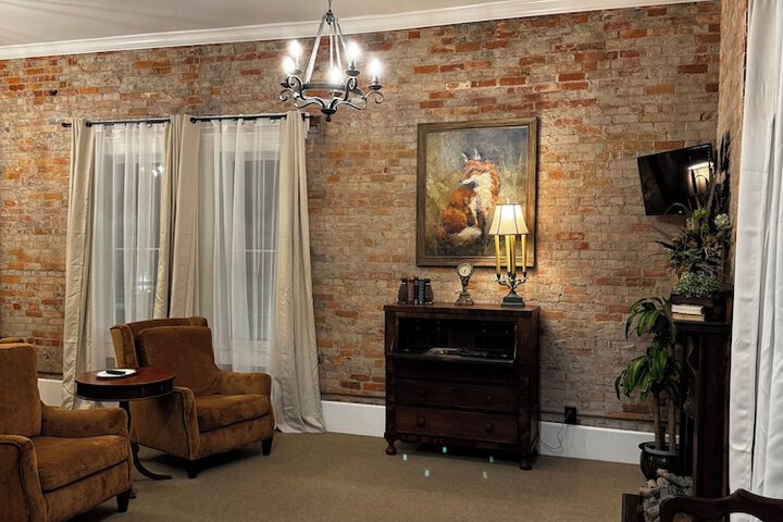 Room 30 of 47