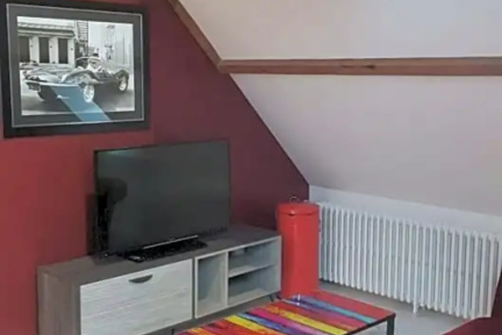 Room 13 of 21