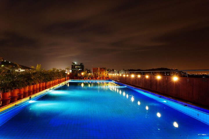 Pool 34 of 62