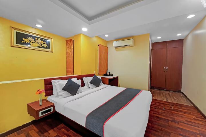 Room 5 of 22