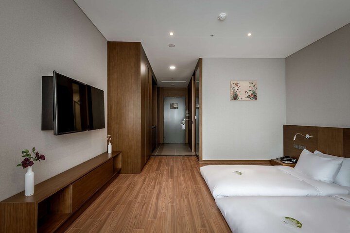 Room 21 of 84
