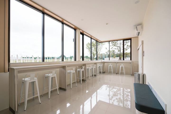 Hotel Interior 10 of 97