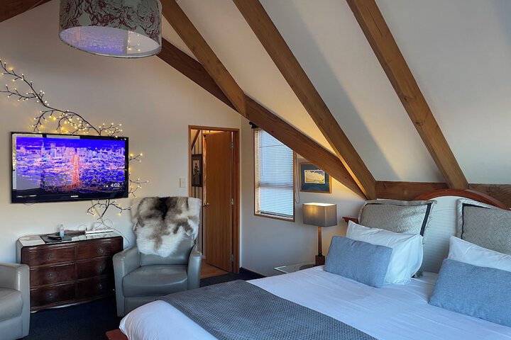 Room 10 of 48